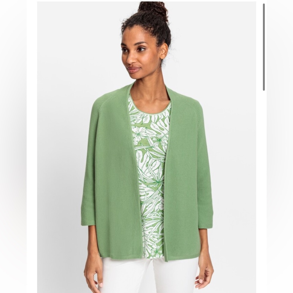 Olsen Cropped Green Open-Front Sweater